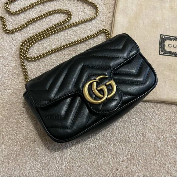 Gucci GG MARMONT SUPER MINI BAG - Picture 6 of 13